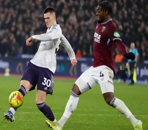 狂飙,激情对决,猛龙大战森,开宝体育官网,开宝体育直播,体育赛事直播,足球直播